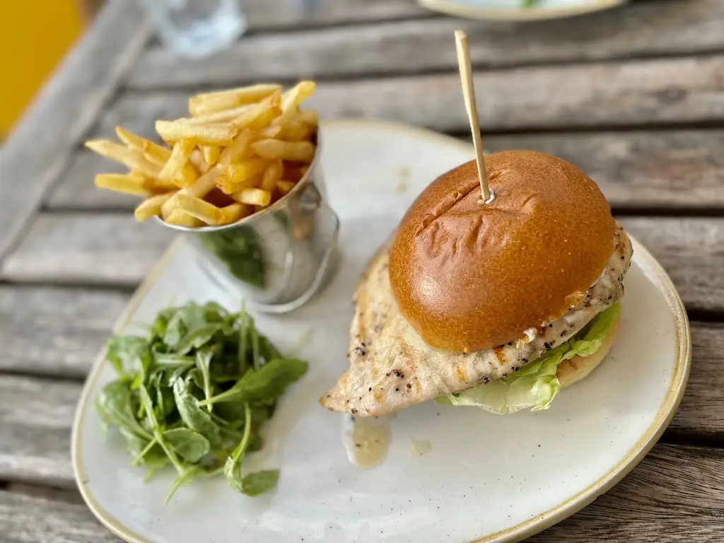 The George and Dragon_Sevenoaks_slider_image_2