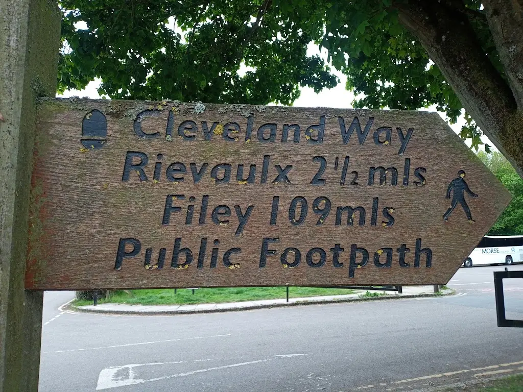 H W_Embers_Scarborough_review