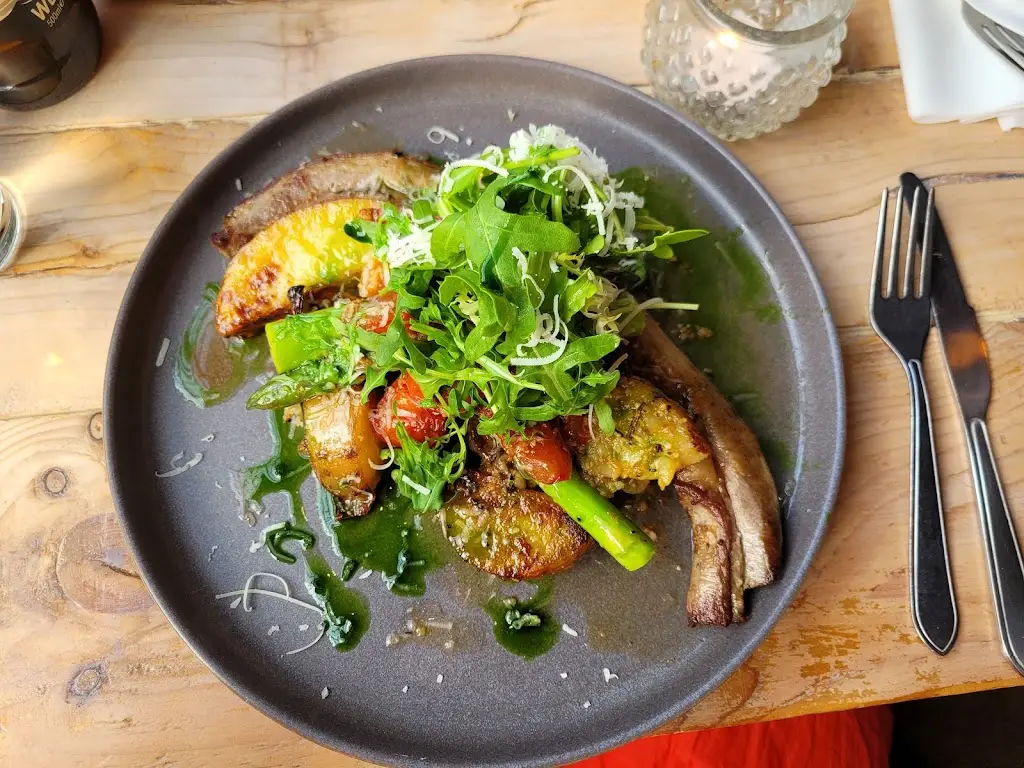 Elizabeth Clarke_Embers_Scarborough_review