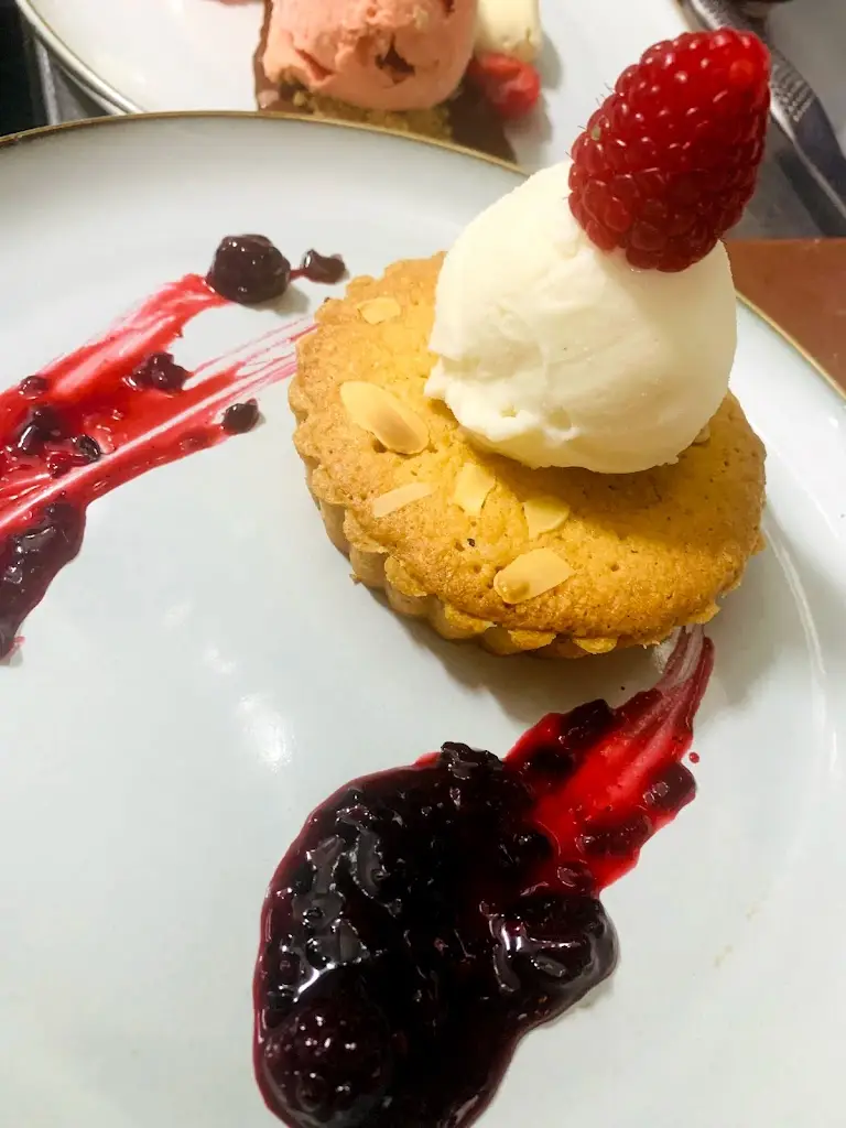 Embers_Scarborough_slider_image_3