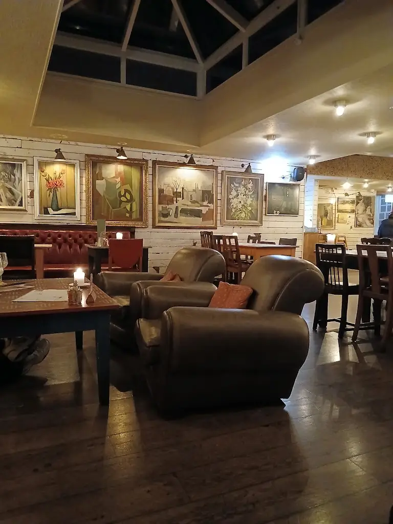 Marisco Lounge_Scarborough_slider_image_2