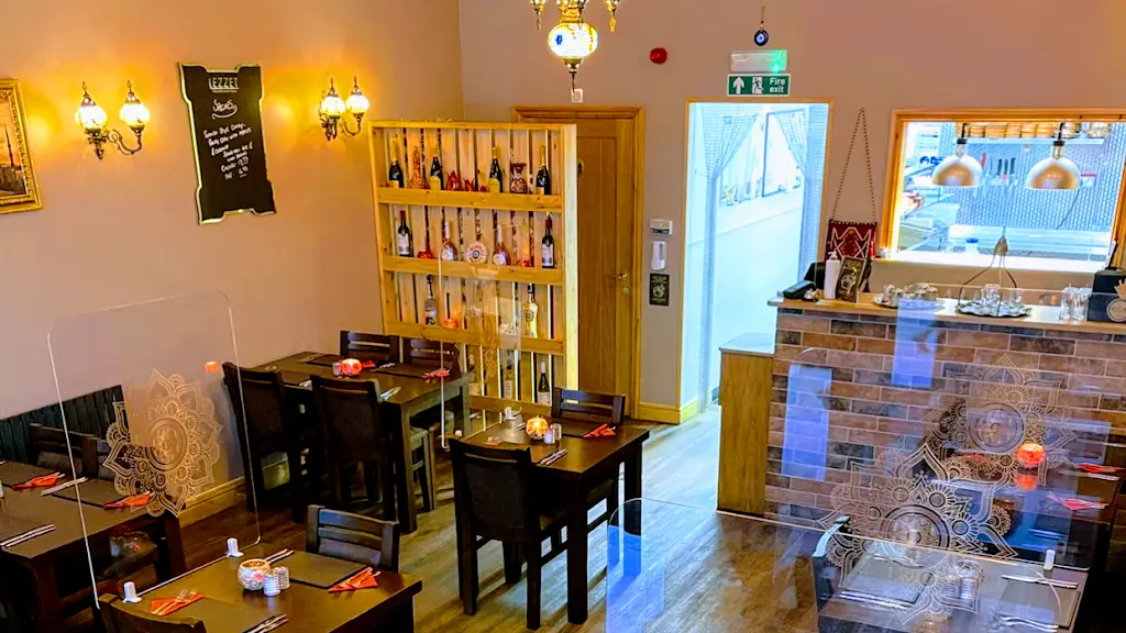 Lezzet Mediterranean bistro ristorante a Scarborough