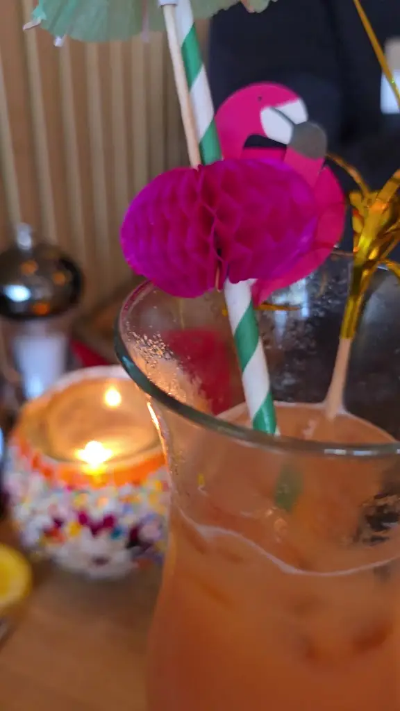 Lezzet Mediterranean bistro_Scarborough_slider_image_2