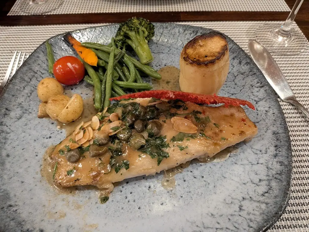 Simon Hull_Licorella on York Place_Scarborough_review