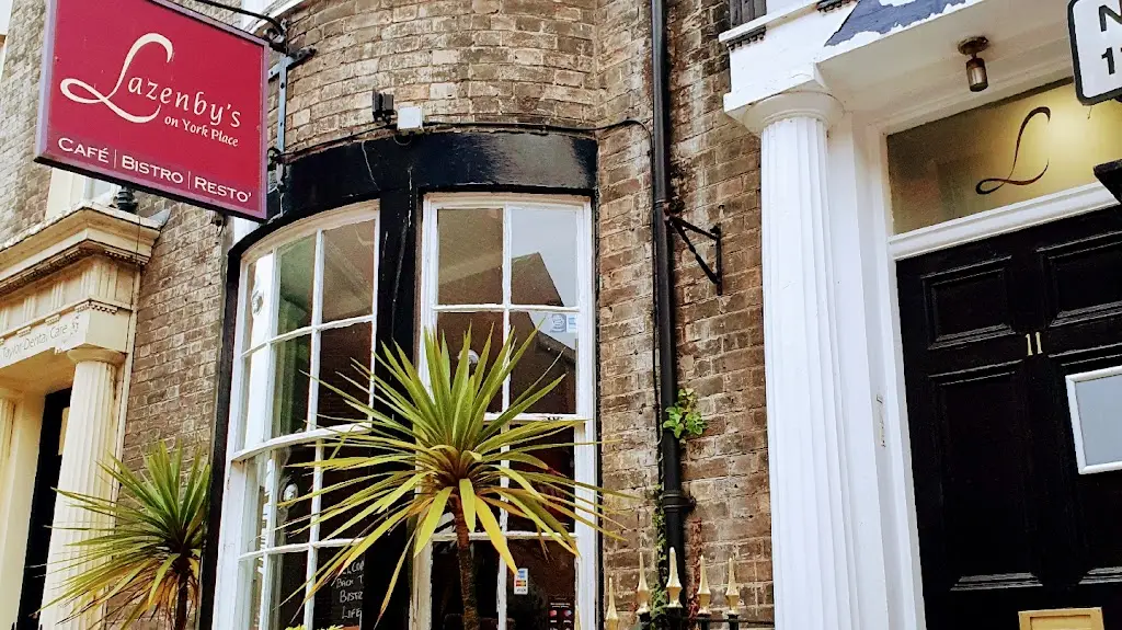 Licorella on York Place restaurant in Scarborough