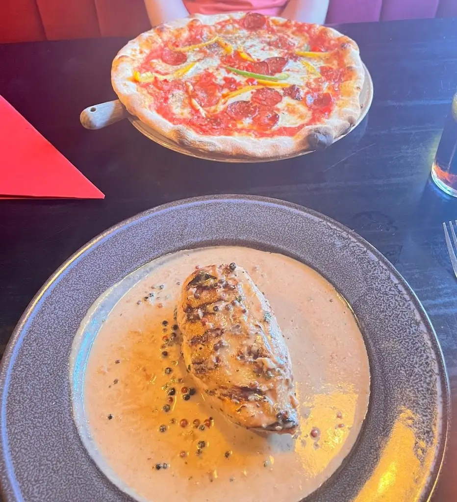 William Britcliffe_Giannis Italian Restaurant_Scarborough_recensione