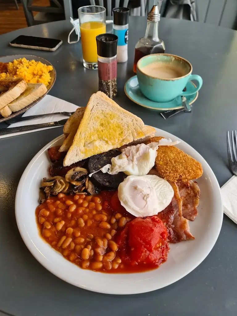 Menu_Lookout on the Pier_Scarborough_image_6