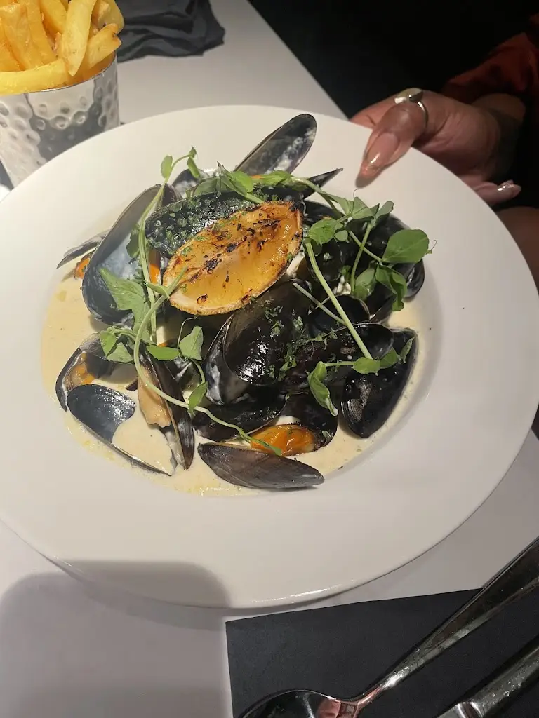 Paul Feakes_GEO Bar & Grill_Scarborough_recensione