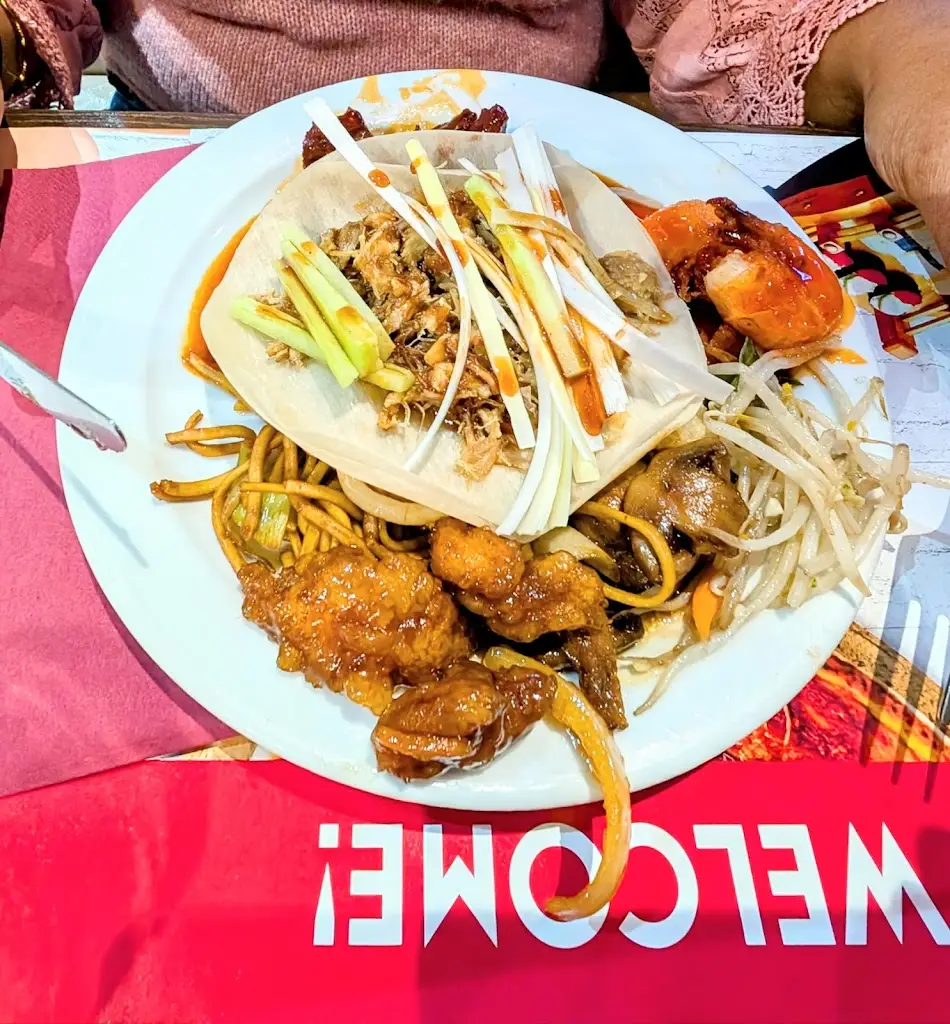 Spoon World Buffet & Bar_Basildon_slider_image_3