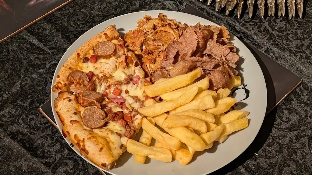 CAOMUZI LI_Chick Ranchers_Seaton Delaval_review