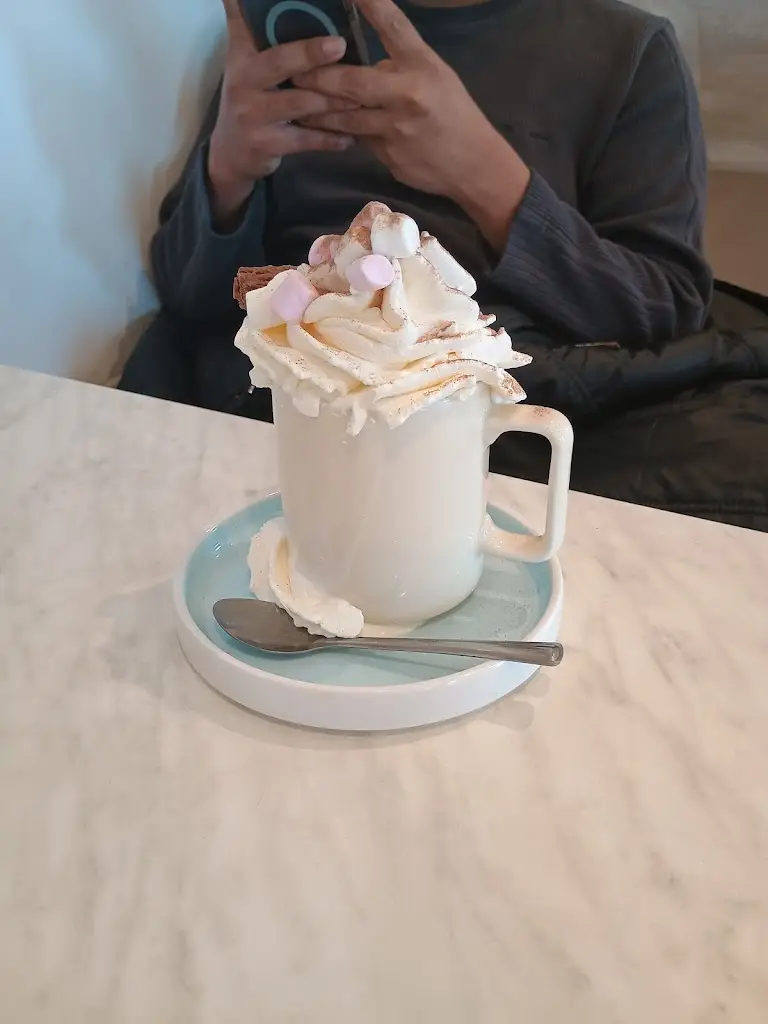 Jamie Titchener_Mawson's Ice Cream Parlour_Seascale_review