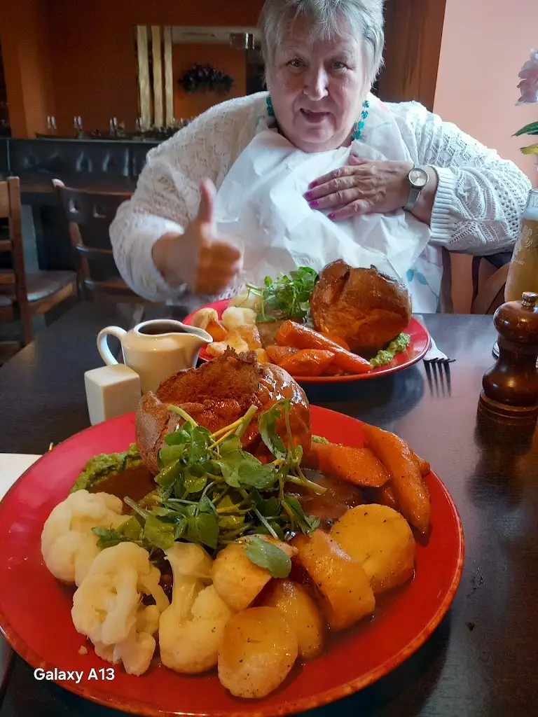 alex McMillan_Bailey Ground Hotel_Seascale_reseña