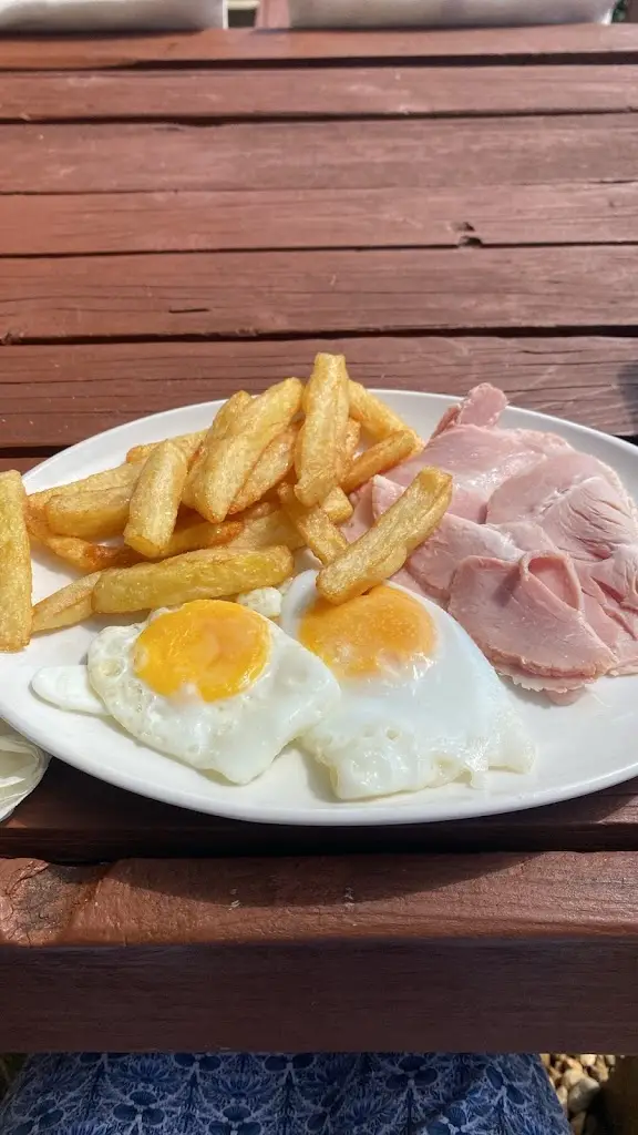 Katie Ranyard_The Hideaway_Shanklin_reseña