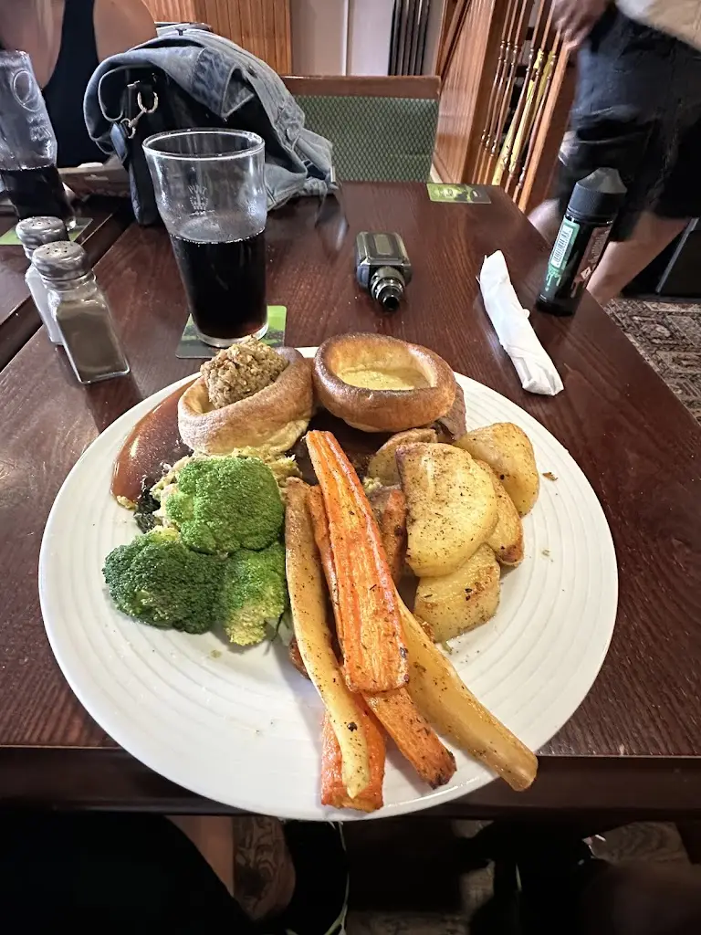Anthony Haywood_Sharpness Sports and Social Club_Sharpness_review