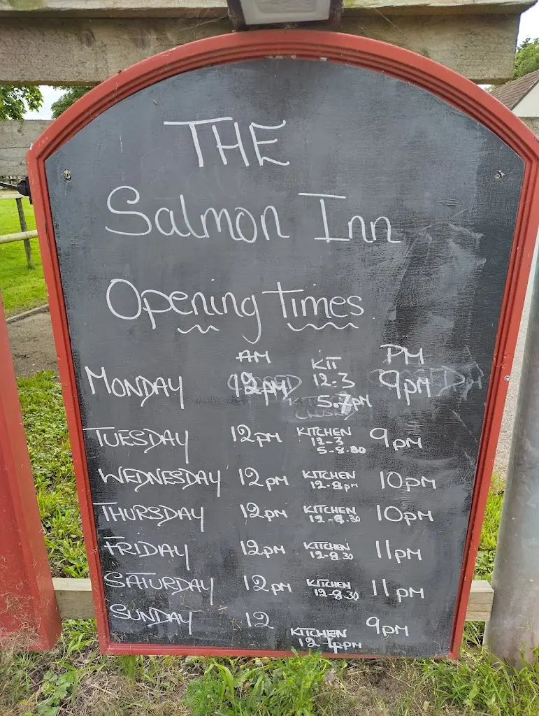 Menu_Salmon Inn_Sharpness_image_2