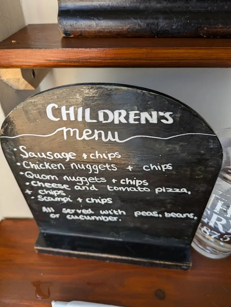 Menu_Salmon Inn_Sharpness_image_3