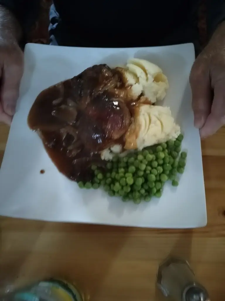 Marie Cook_Salmon Inn_Sharpness_review