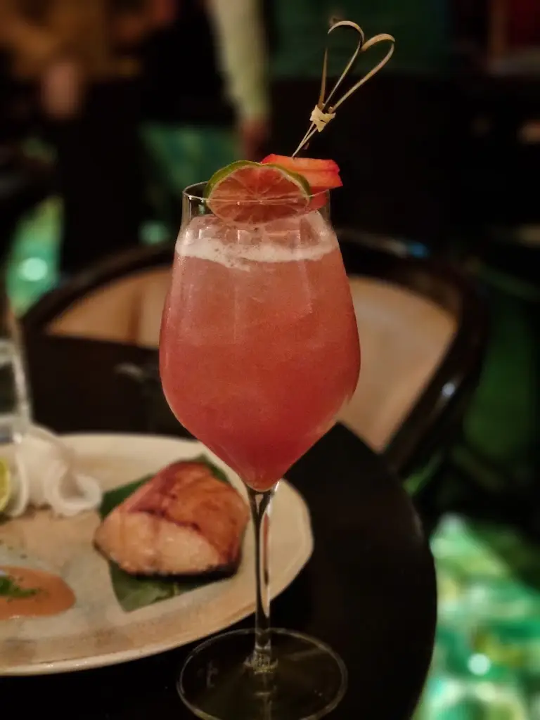 Menu_The Ivy Asia Guildford_Send_image_5