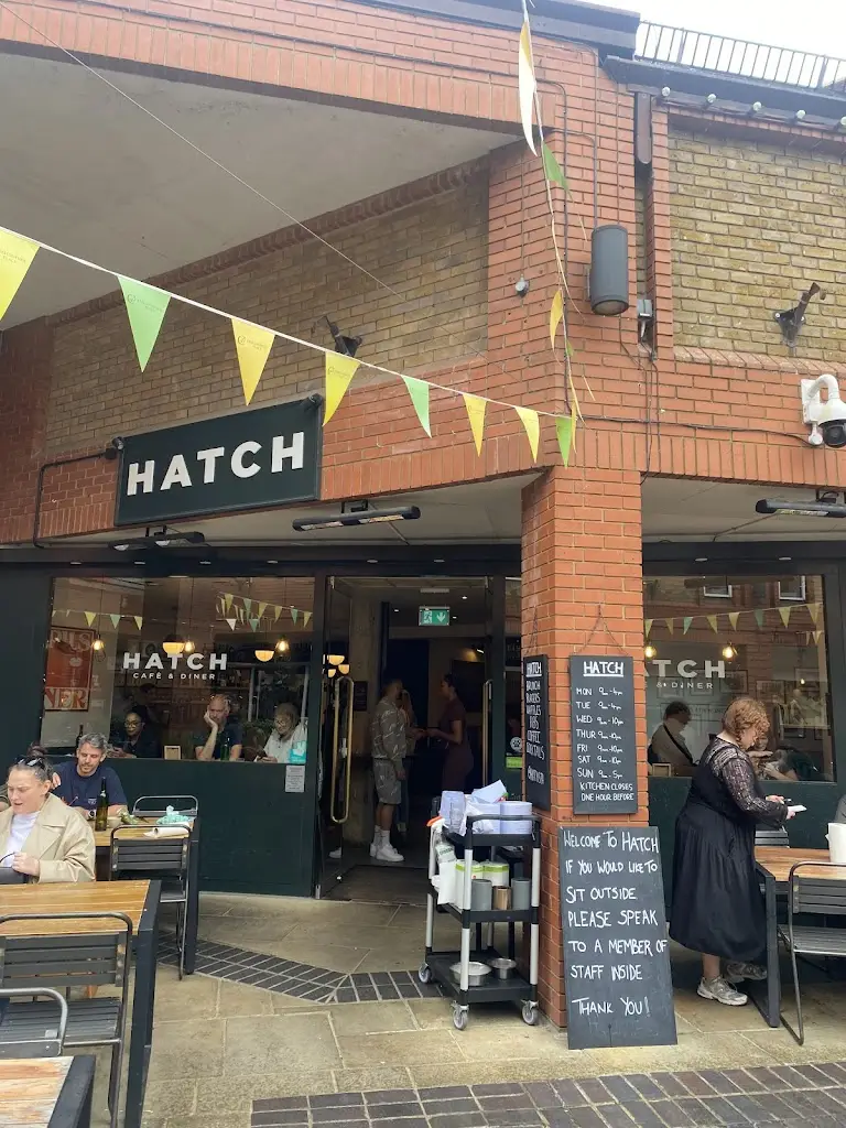 Ellie Selway_HATCH_Send_review