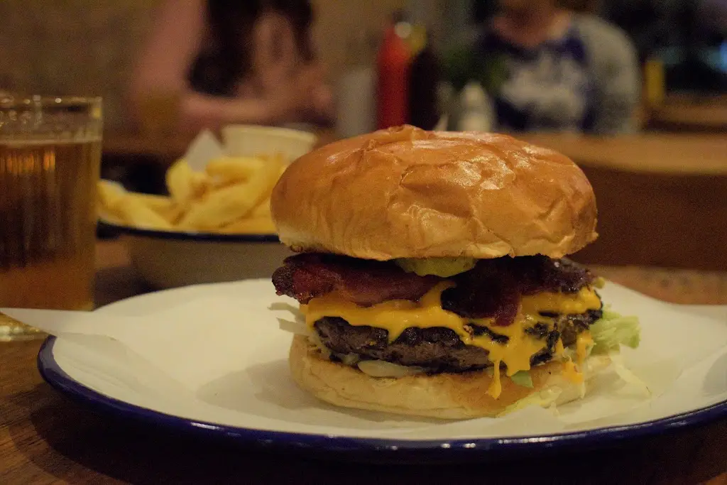 HATCH_Send_slider_image_3