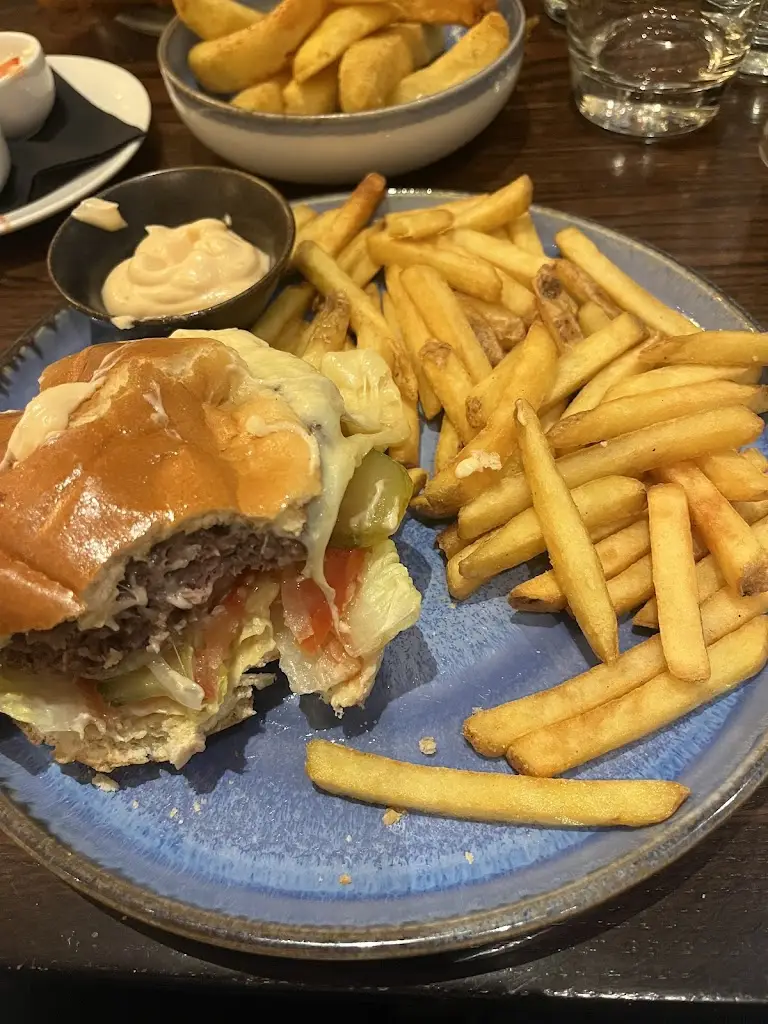 Alexandra I_The Restaurant at The Kingsley Hotel_Send_review