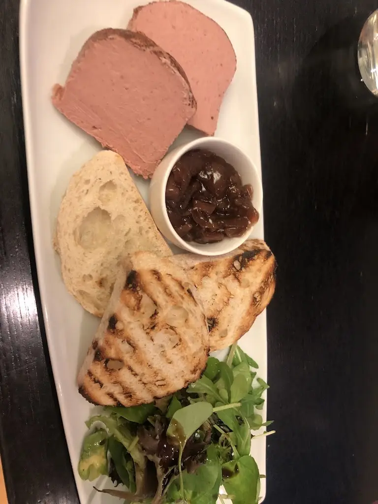 Carolina & Flavia D_The Restaurant at The Kingsley Hotel_Send_review