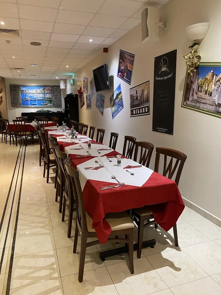 VesuviO Restaurant restaurant in Sharnbrook