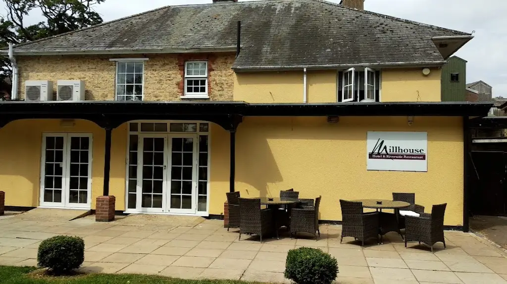 Millhouse Hotel & Riverside Restaurant_Sharnbrook_slider_image_1