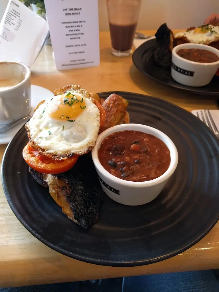 Menu_Off The Rails_Shalfleet_image_5