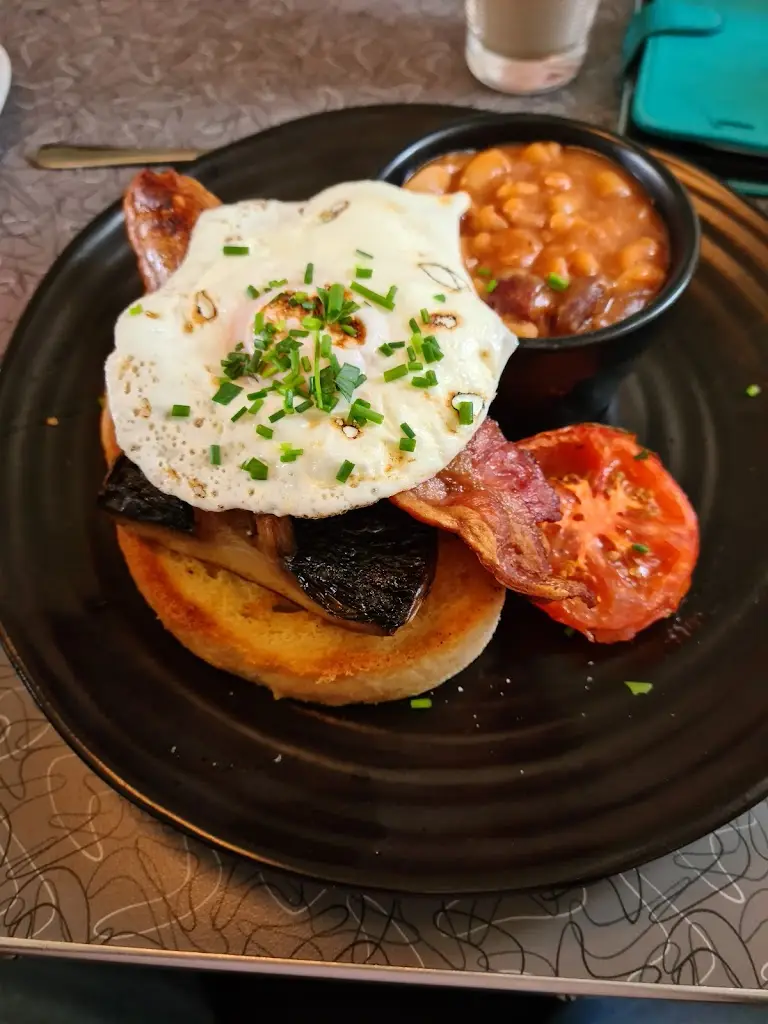 Menu_Off The Rails_Shalfleet_image_9