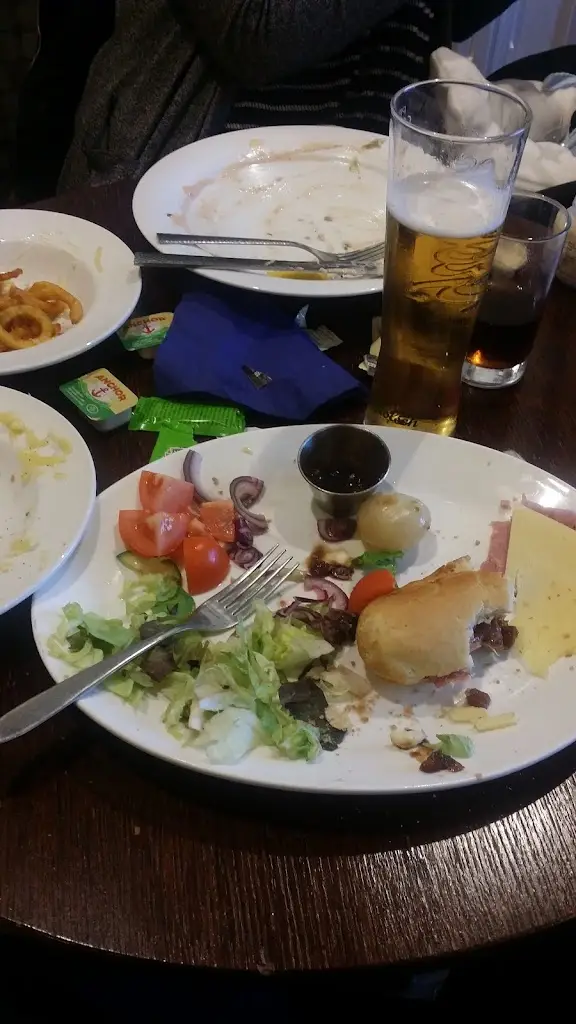 Menu_The Gun Pub_Basildon_image_6