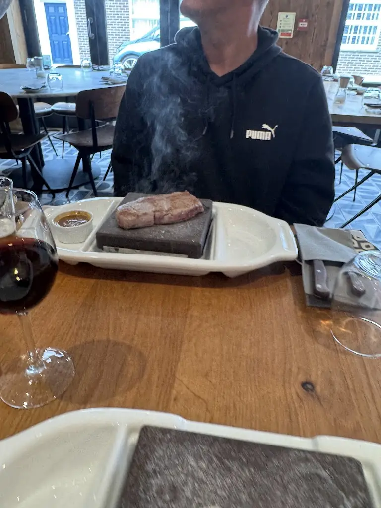 Helen Davis_On The Rocks_Shalfleet_review