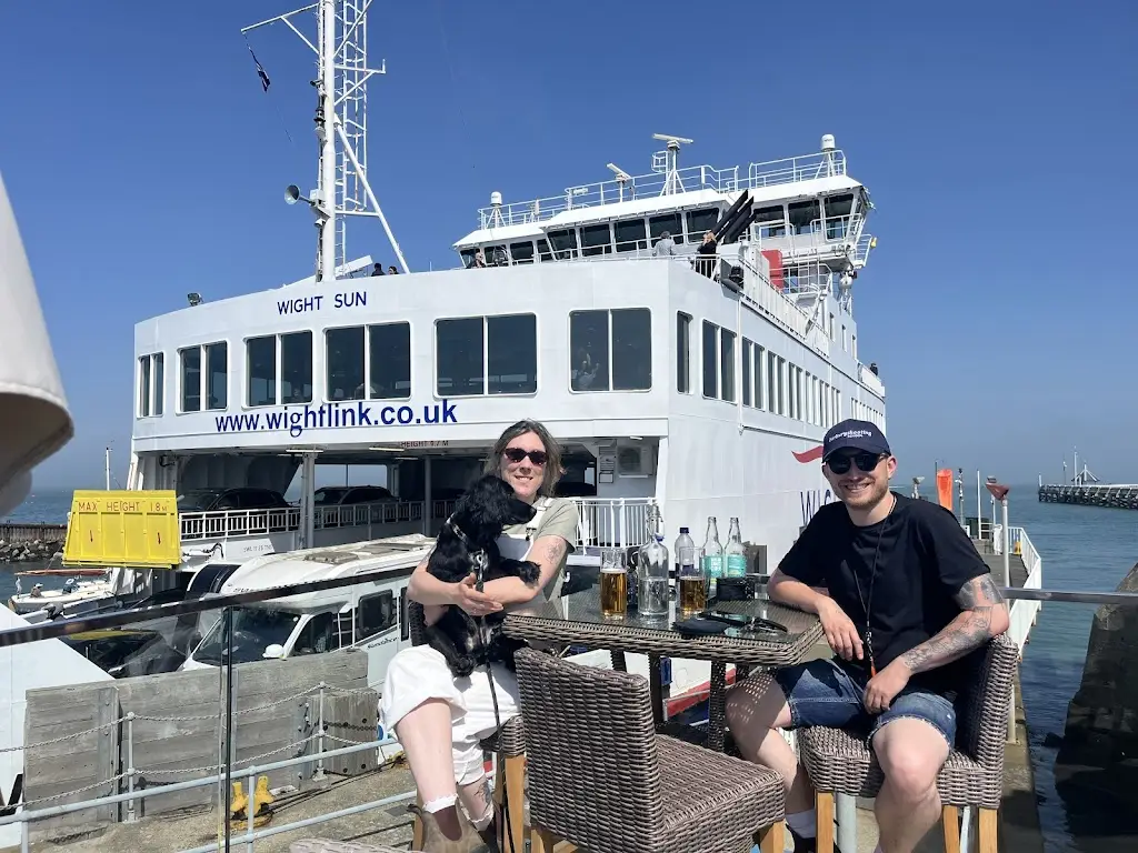 Danielle_The Terrace_Shalfleet_reseña