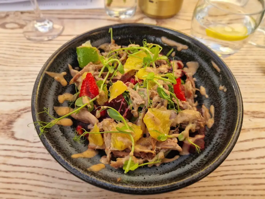 Milly Prout_Claytons & The Glasshouse_Barnstaple_review