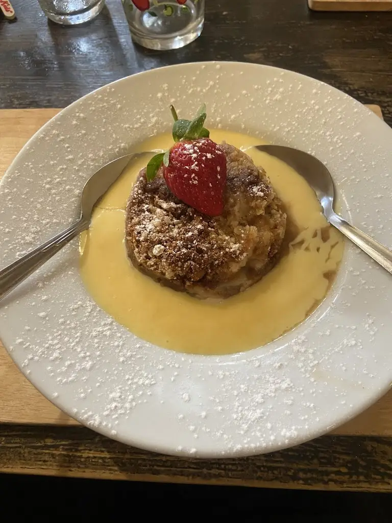 Anthony Spiller_New Inn_Shawbury_review