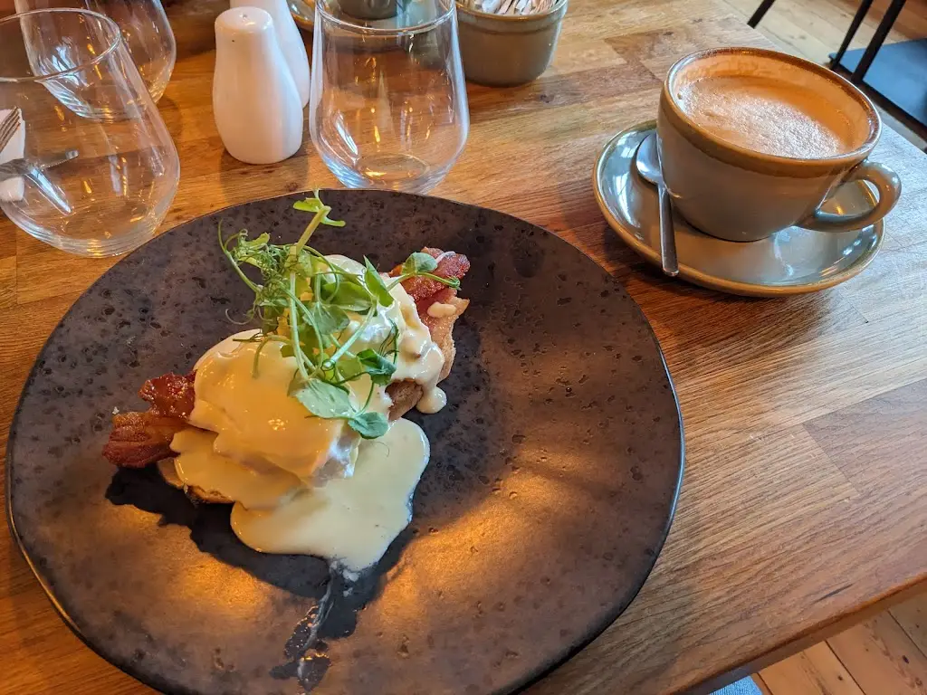 Menu_KIN_Shepley_image_4