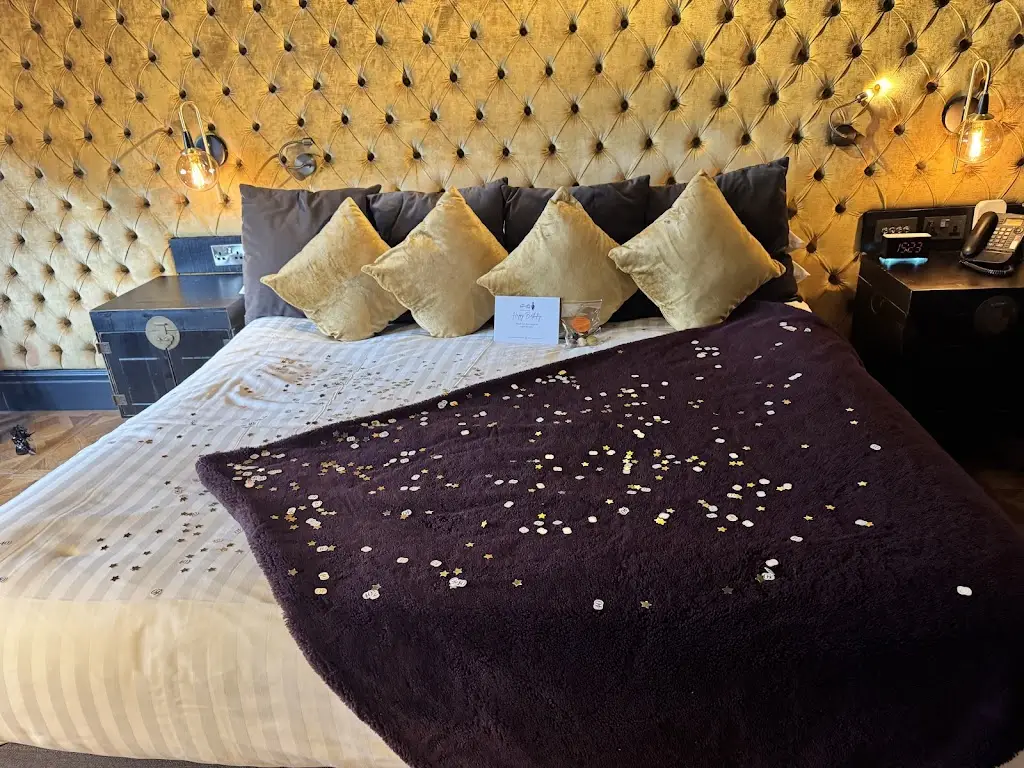 Michelle Graham _The Impeccable Pig_Sedgefield_review