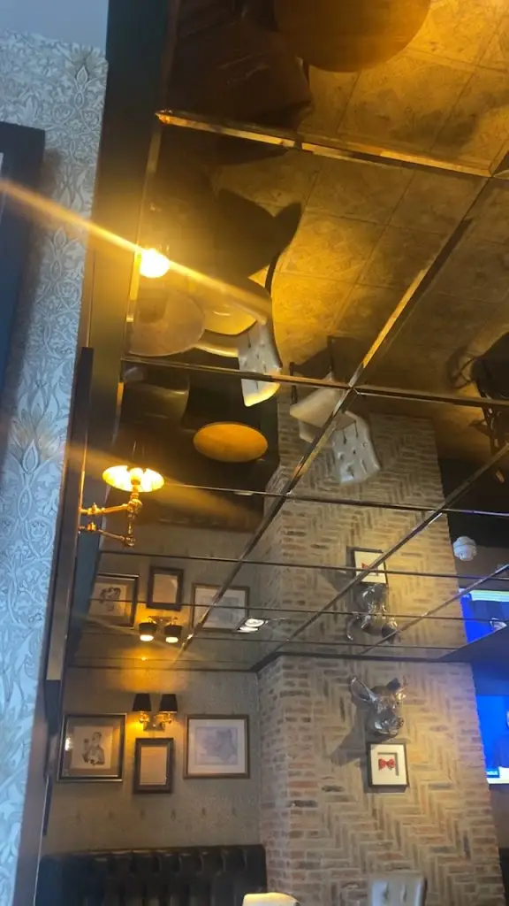 The Impeccable Pig_Sedgefield_slider_image_2