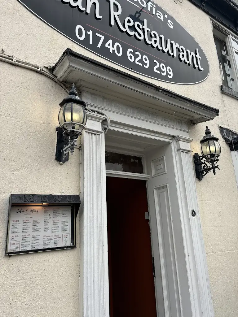 P G_Julia & Sofia's Italian_Sedgefield_reseña