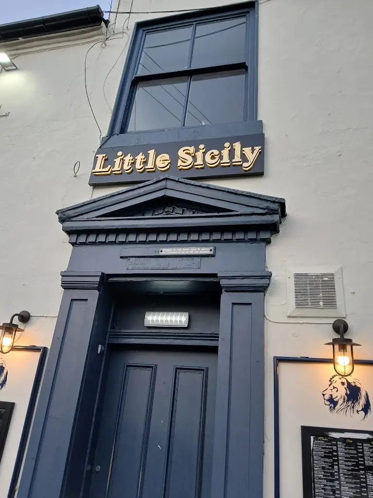 lisa sowerby_Little Sicily at Black Lion_Sedgefield_review
