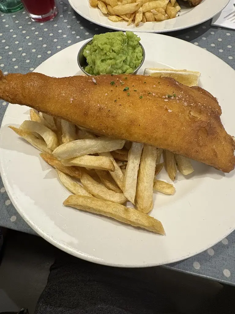 Ricardo Howard _The Boulevard Selsey_Selsey_review