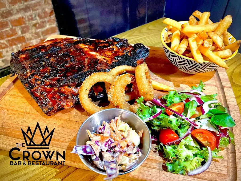 The Crown - Pub - Restaurant - Live Music_Selsey_slider_image_2