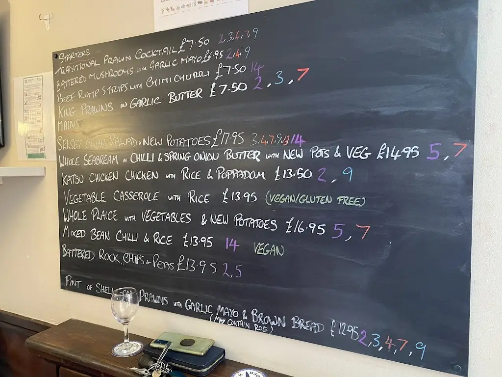 Menu_Lifeboat Inn_Selsey_image_3