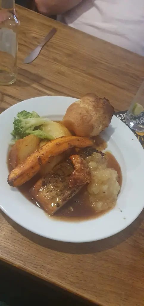 Menu_Lifeboat Inn_Selsey_image_8