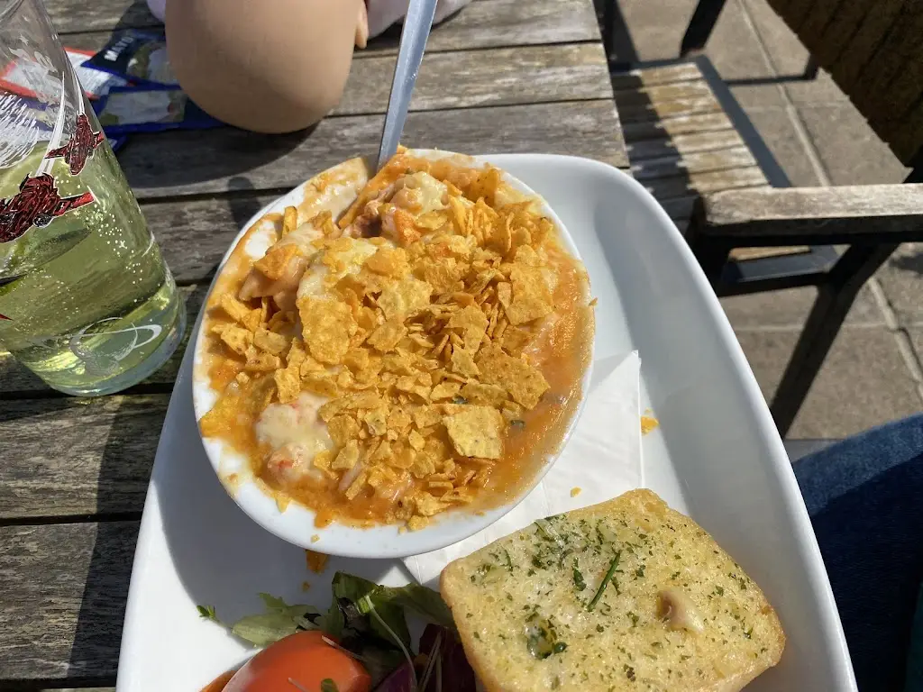 Megan White_Lifeboat Inn_Selsey_review