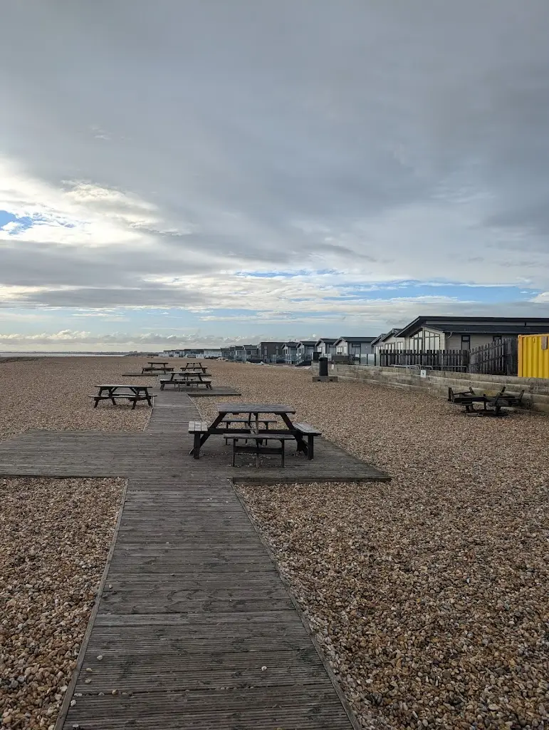 Smokeys Ocean Bar_Selsey_slider_image_3