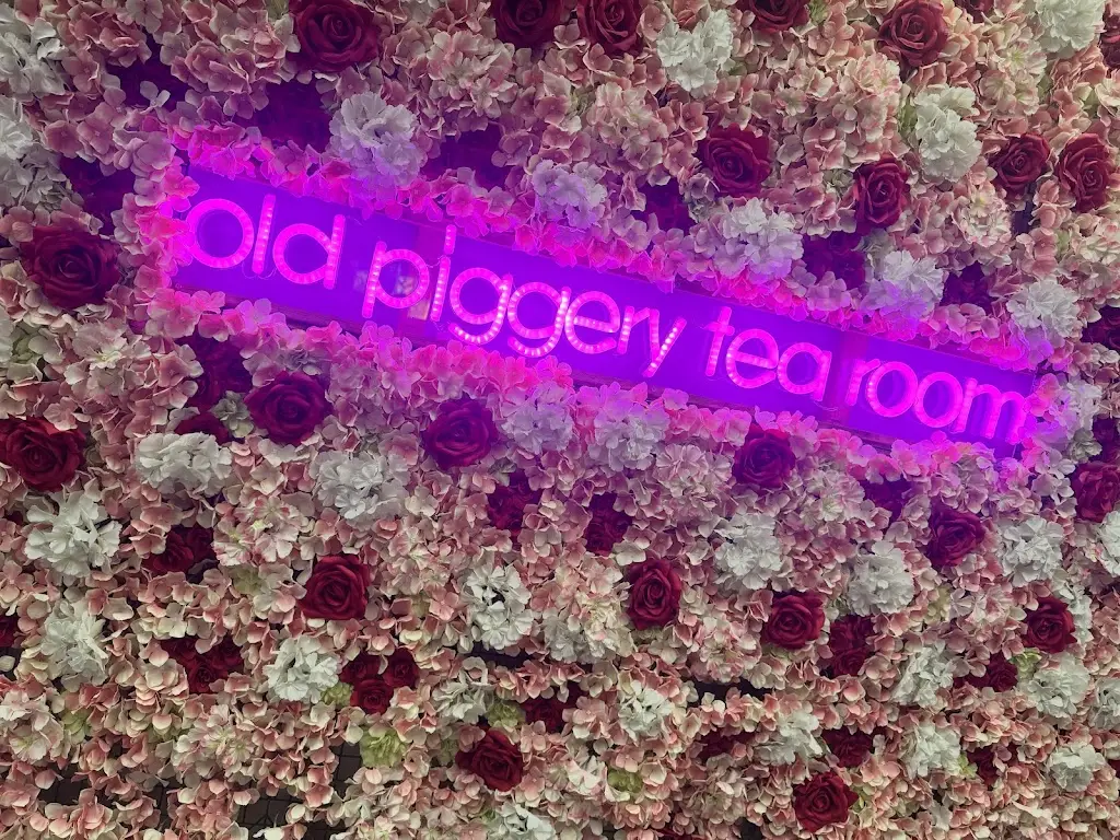 Little travel chihuahua_The Old Piggery Farm Shop and Tearoom_Selsey_recensione