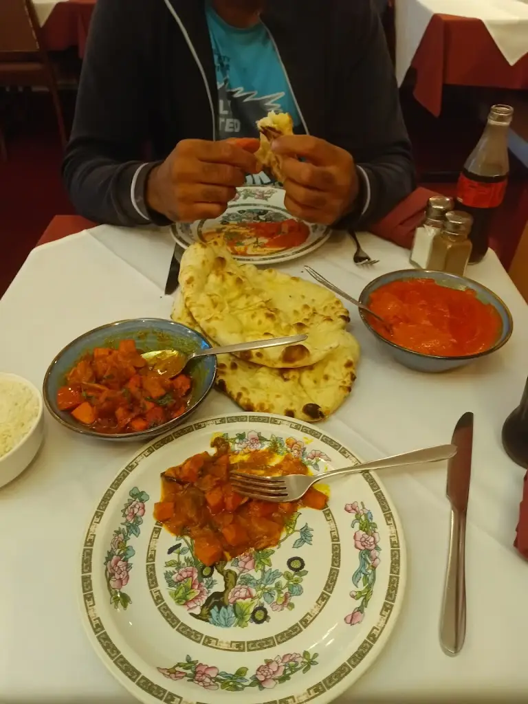 New Magna Tandoori Restaurant_Selsey_slider_image_3