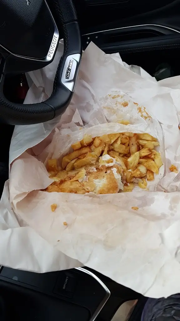 Menu_Den’s Fish Bar_Selsey_image_4