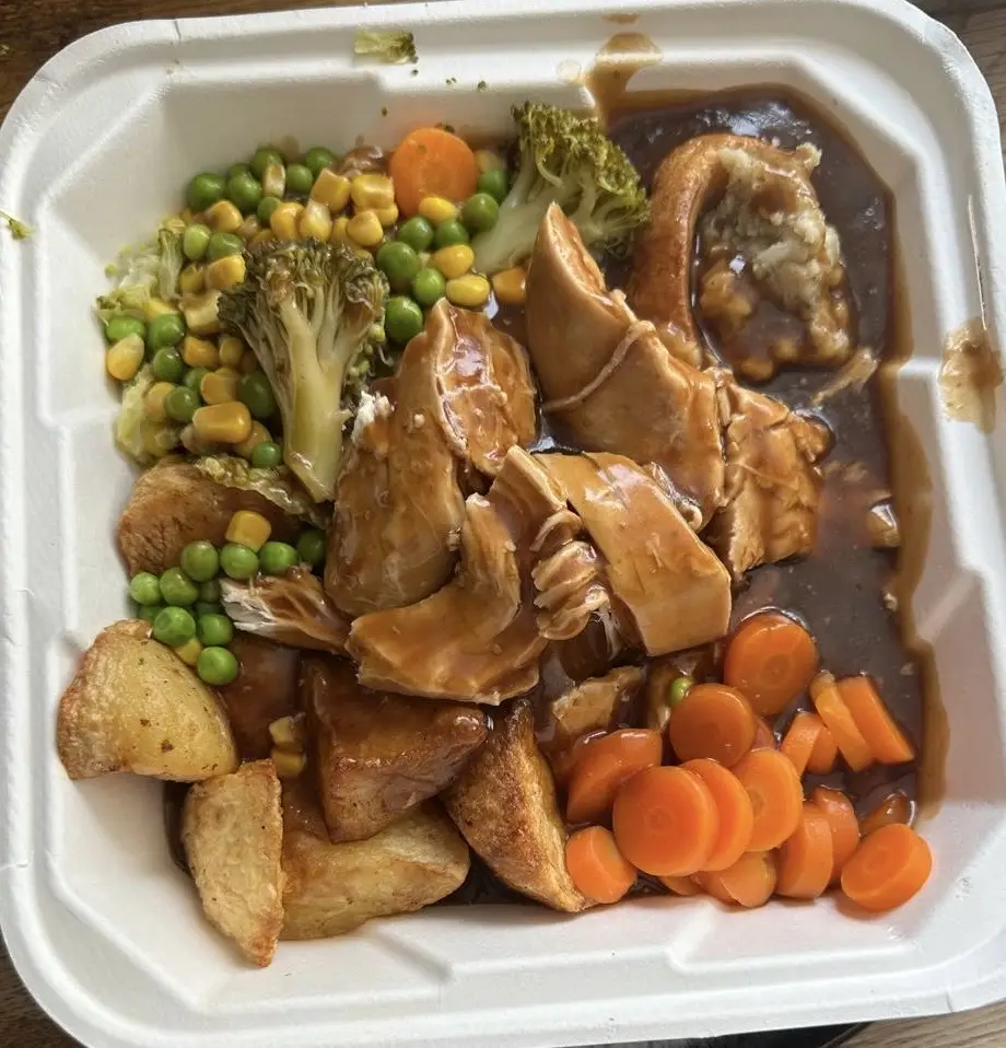 ALISA BROOK_The British Kitchen_Shaw_review